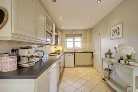 Bramblings, Caversham Heights, Reading, Image 8