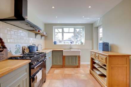 Woodlands Road, Sonning Common,South Oxfordshire, Image 14