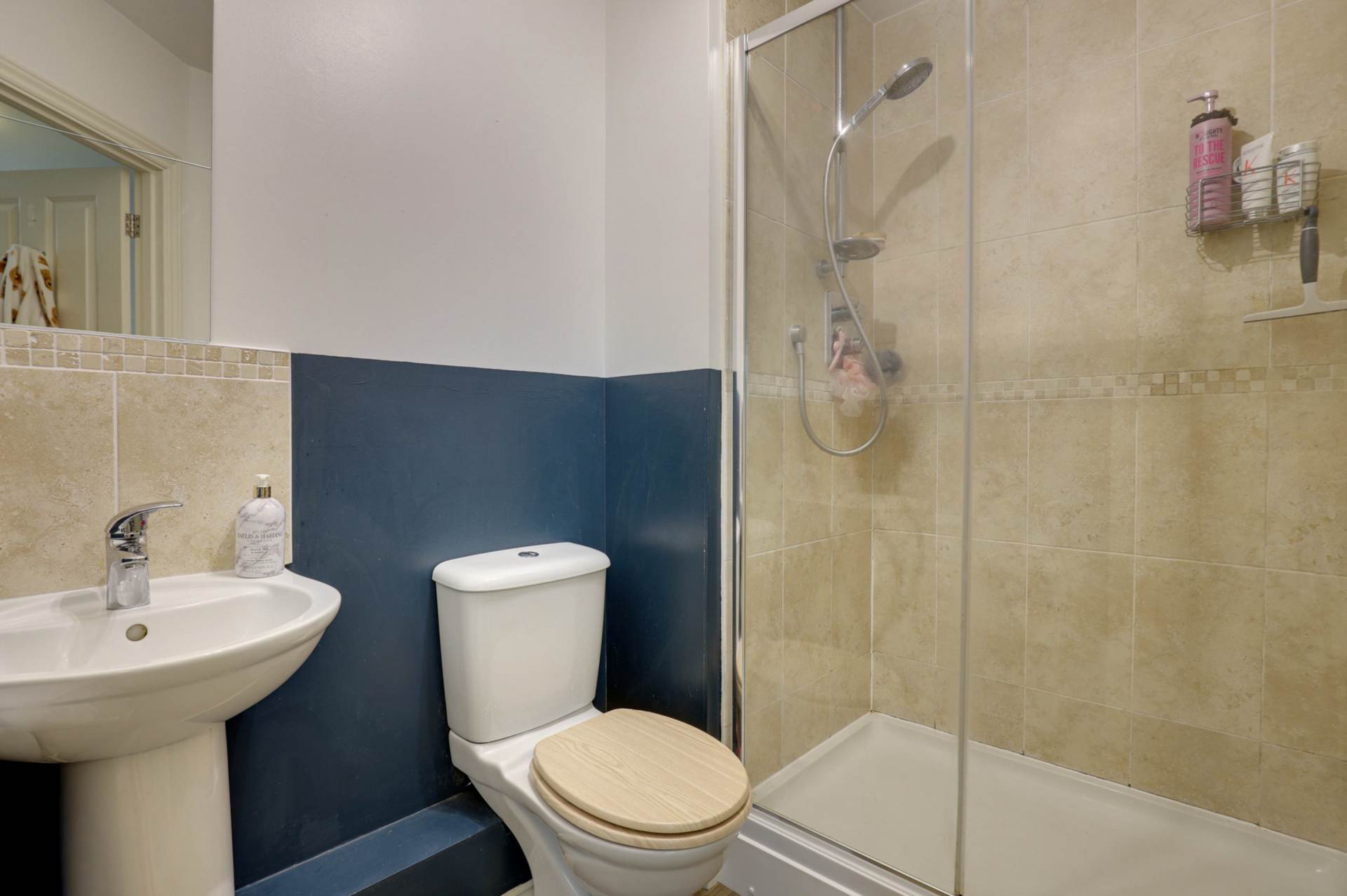 Glendale House, Kidmore Road, Caversham Heights, Reading, Image 10