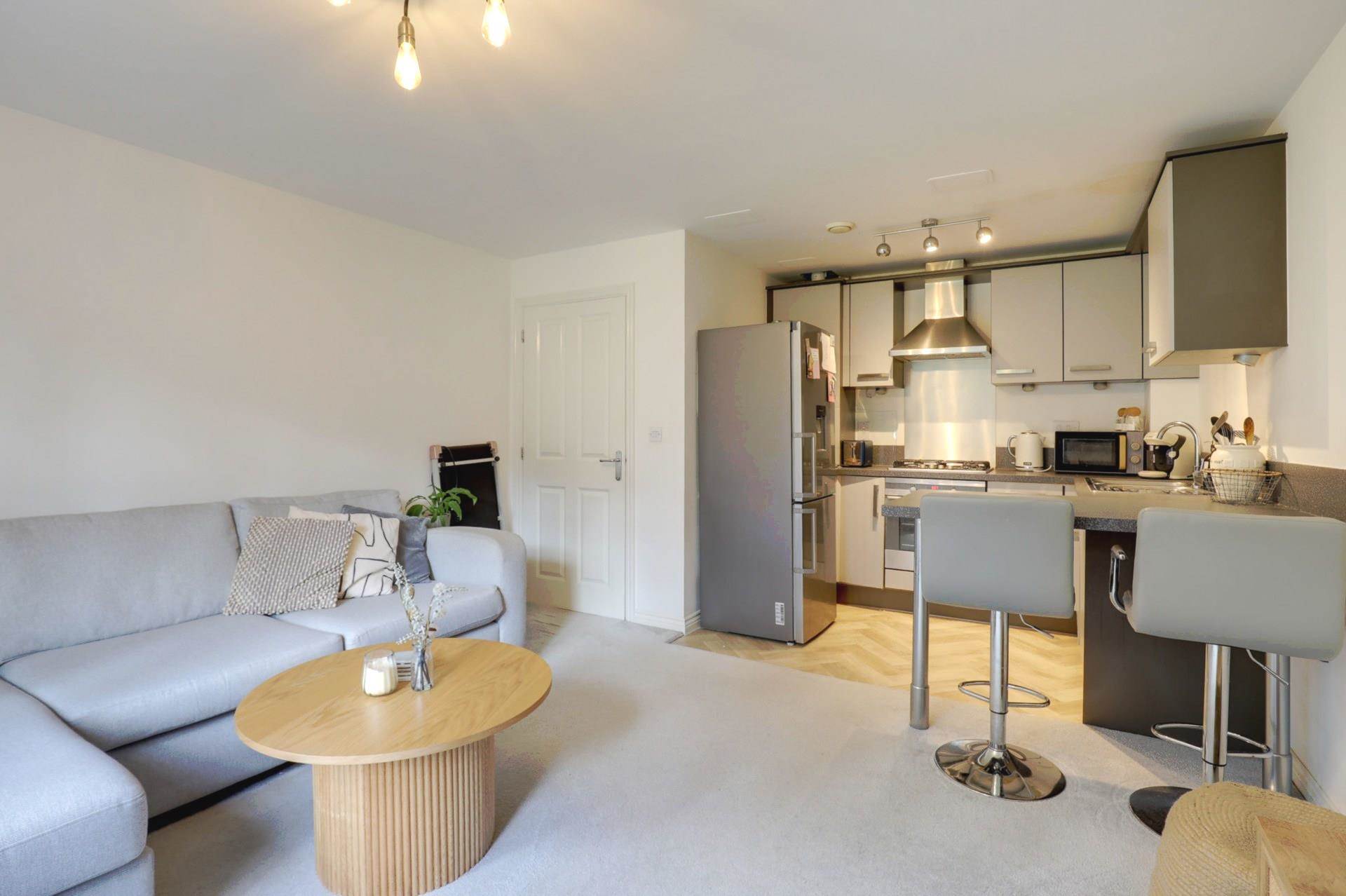 Glendale House, Kidmore Road, Caversham Heights, Reading, Image 7