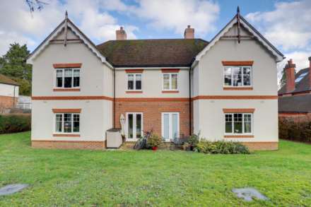 Glendale House, Kidmore Road, Caversham Heights, Reading
