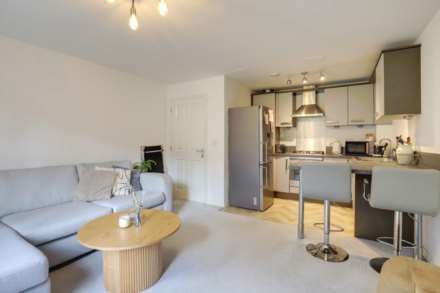 Glendale House, Kidmore Road, Caversham Heights, Reading, Image 7