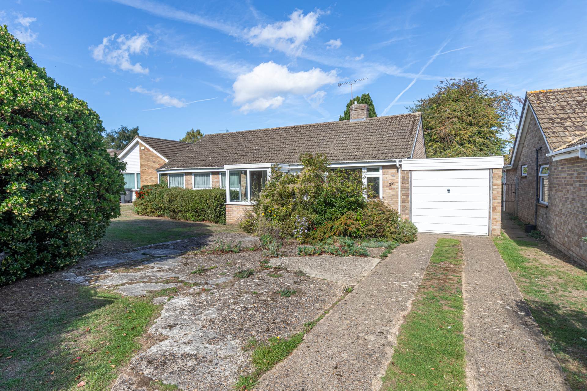 Westleigh Drive, Sonning Common, South Oxfordshire, Image 1