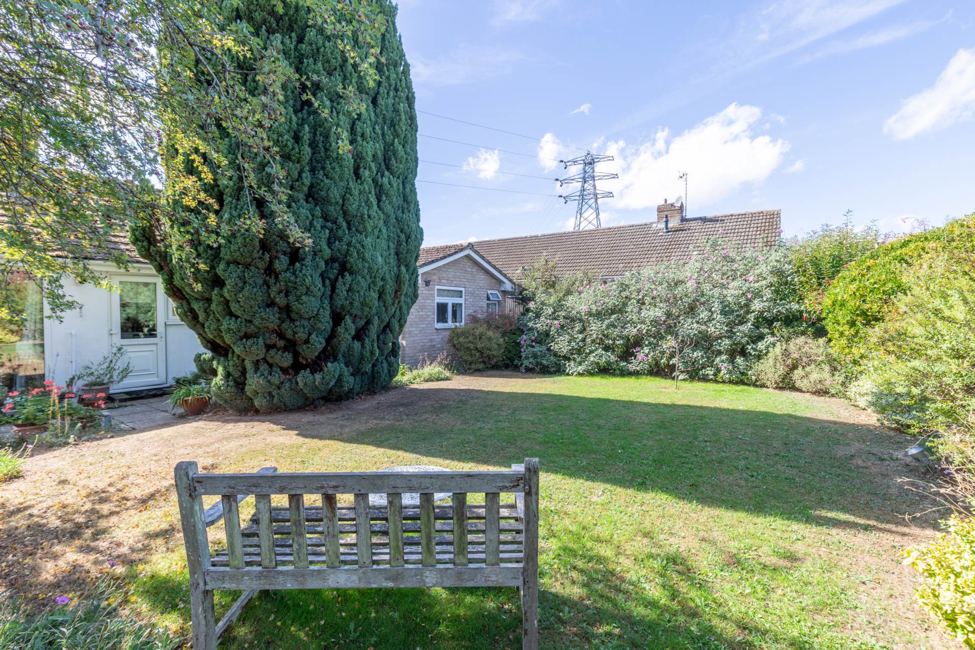 Westleigh Drive, Sonning Common, South Oxfordshire, Image 3