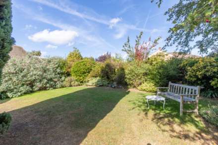 Westleigh Drive, Sonning Common, South Oxfordshire, Image 2