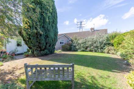 Westleigh Drive, Sonning Common, South Oxfordshire, Image 3