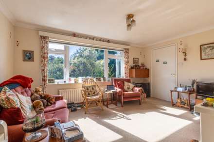 Westleigh Drive, Sonning Common, South Oxfordshire, Image 4