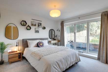 Hillview Close, Sonning Common, South Oxfordshire, Image 12