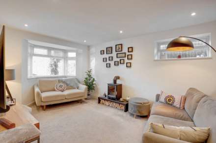 Hillview Close, Sonning Common, South Oxfordshire, Image 5