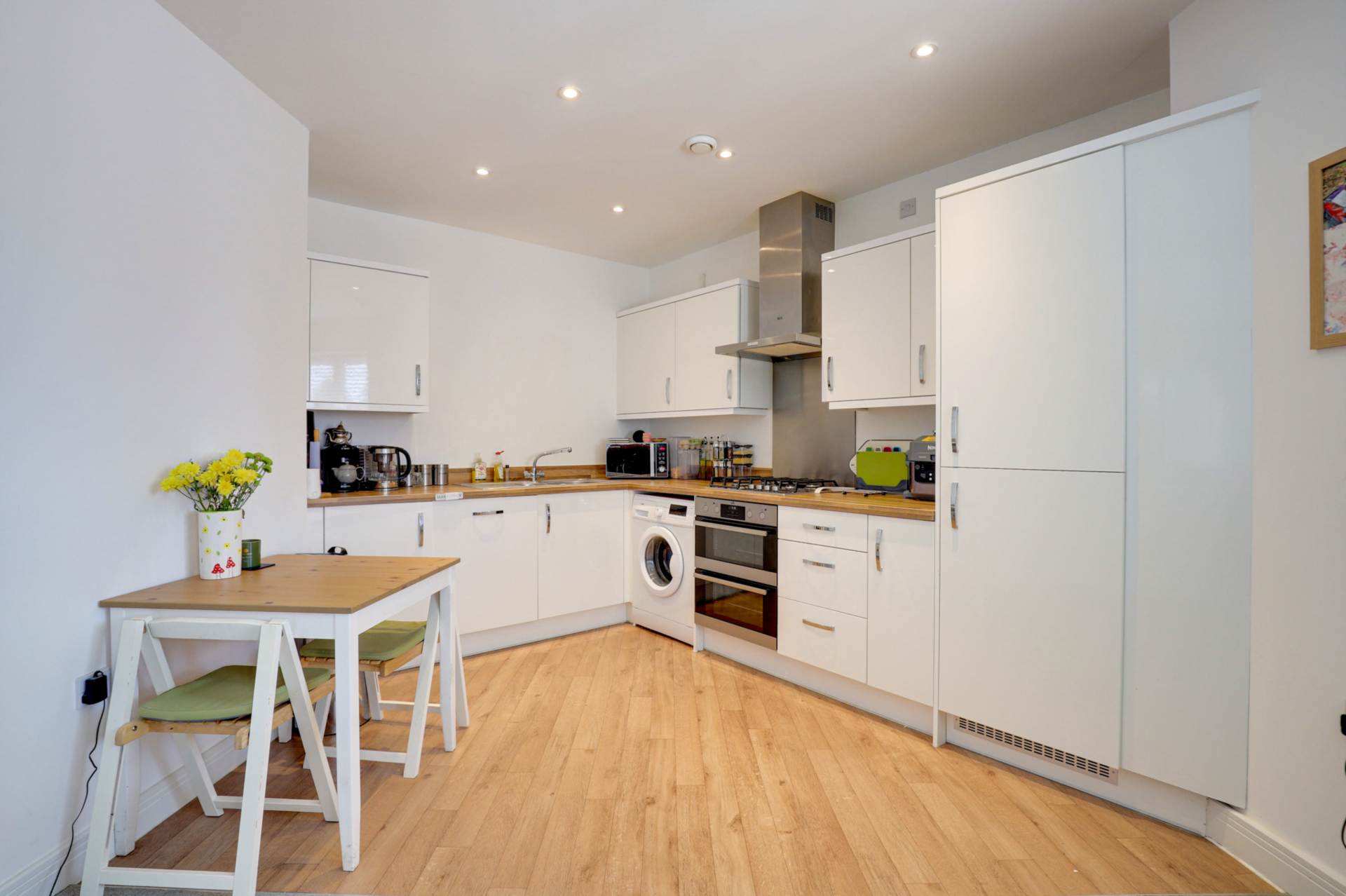 Watermill Place, Calcot, Image 2