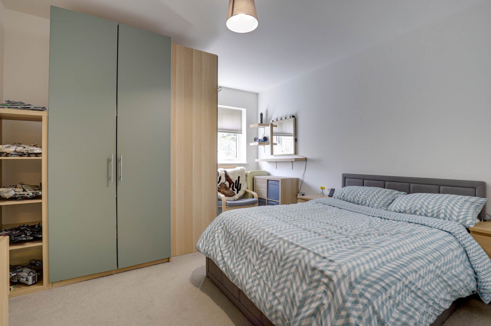 Watermill Place, Calcot, Image 5