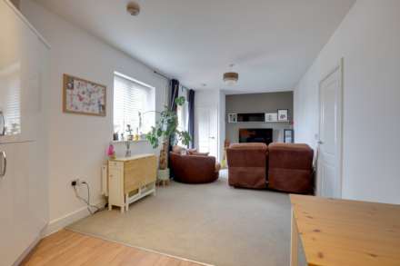 Watermill Place, Calcot, Image 13