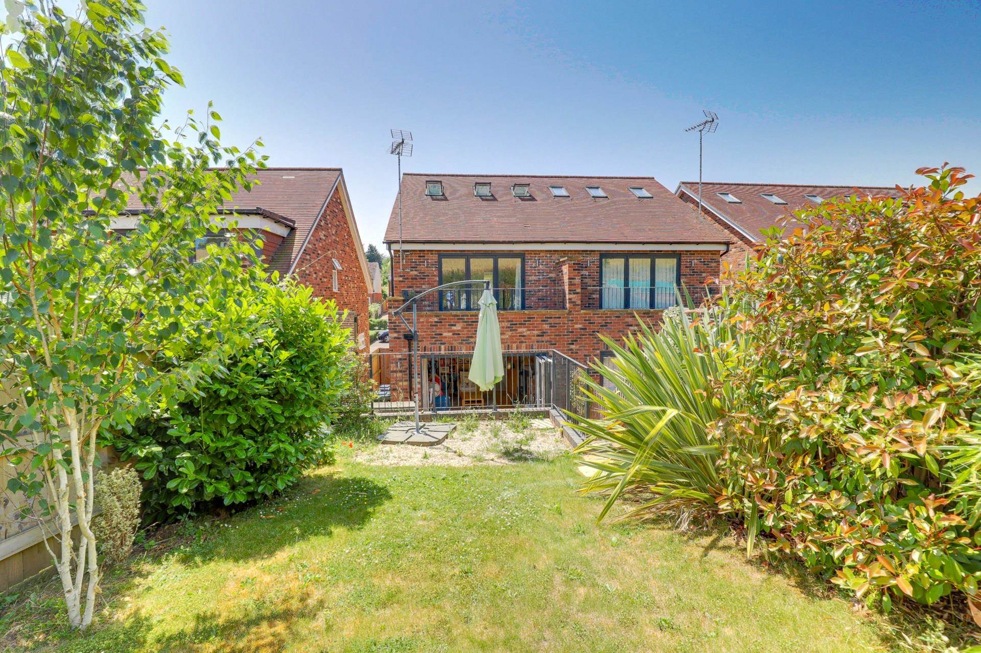 Hillview Close, Sonning Common, South Oxfordshire, Image 2