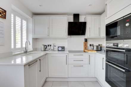 Hillview Close, Sonning Common, South Oxfordshire, Image 4
