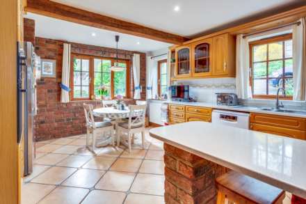 Wantage Road, Streatley-on-Thames, Berkshire, Image 10