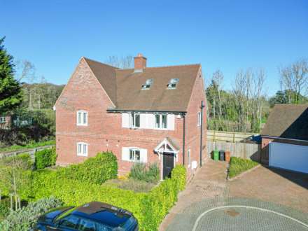 Fox Heath Gardens, Cane End, South Oxfordshire, Image 1