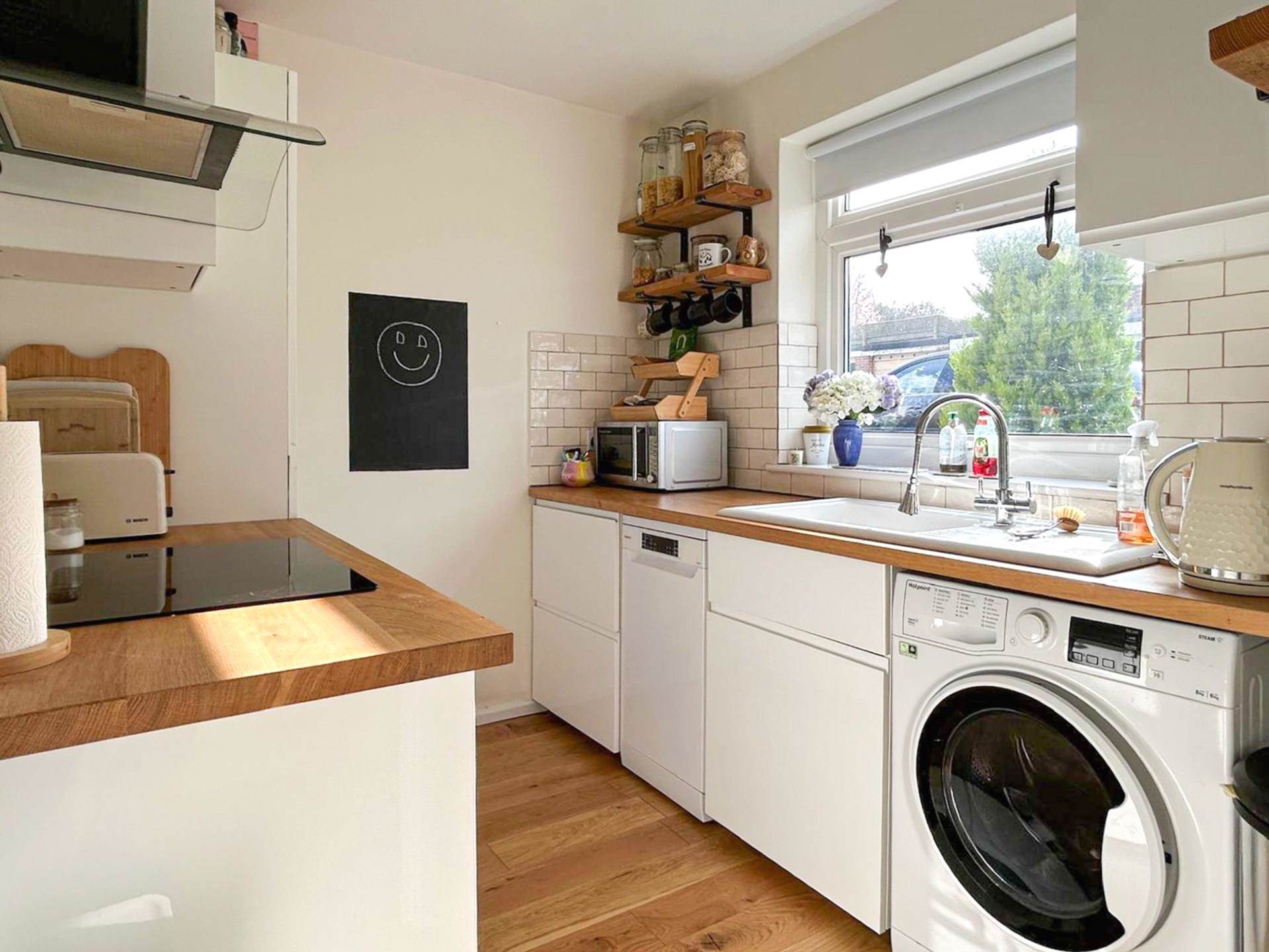 Brinds Close, Sonning Common, South Oxfordshire, Image 3