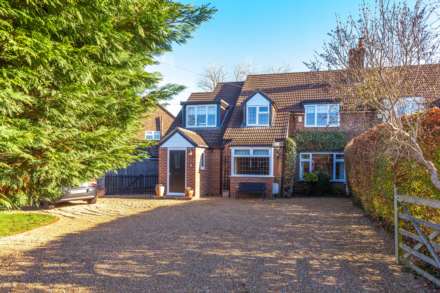 4 Bedroom Semi-Detached, The Lodge Road, Hurst, Berkshire