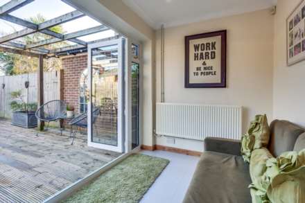 The Lodge Road, Hurst, Berkshire, Image 16