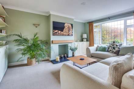 The Lodge Road, Hurst, Berkshire, Image 2