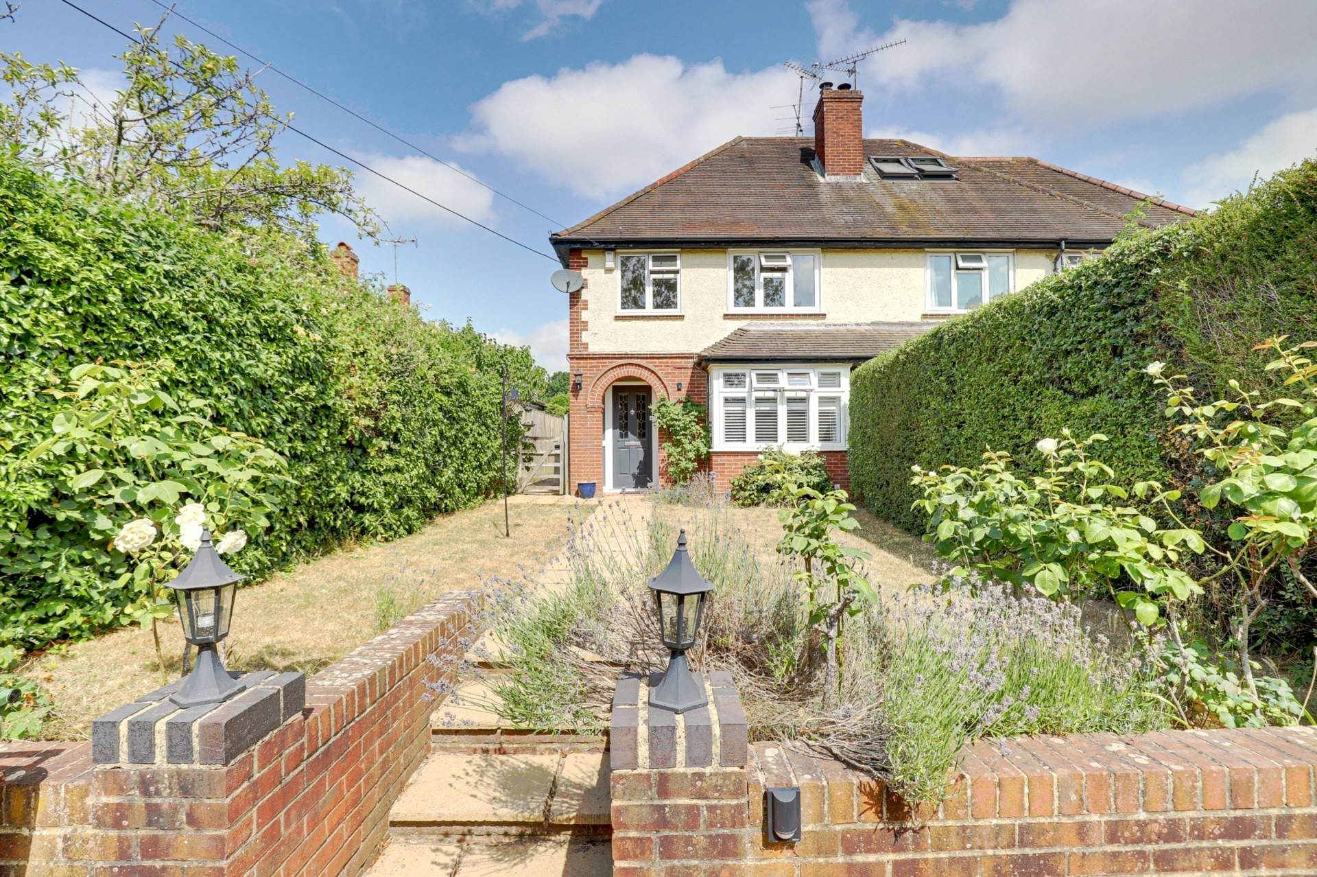 Kidmore Lane, Sonning Common, South Oxfordshire, Image 1