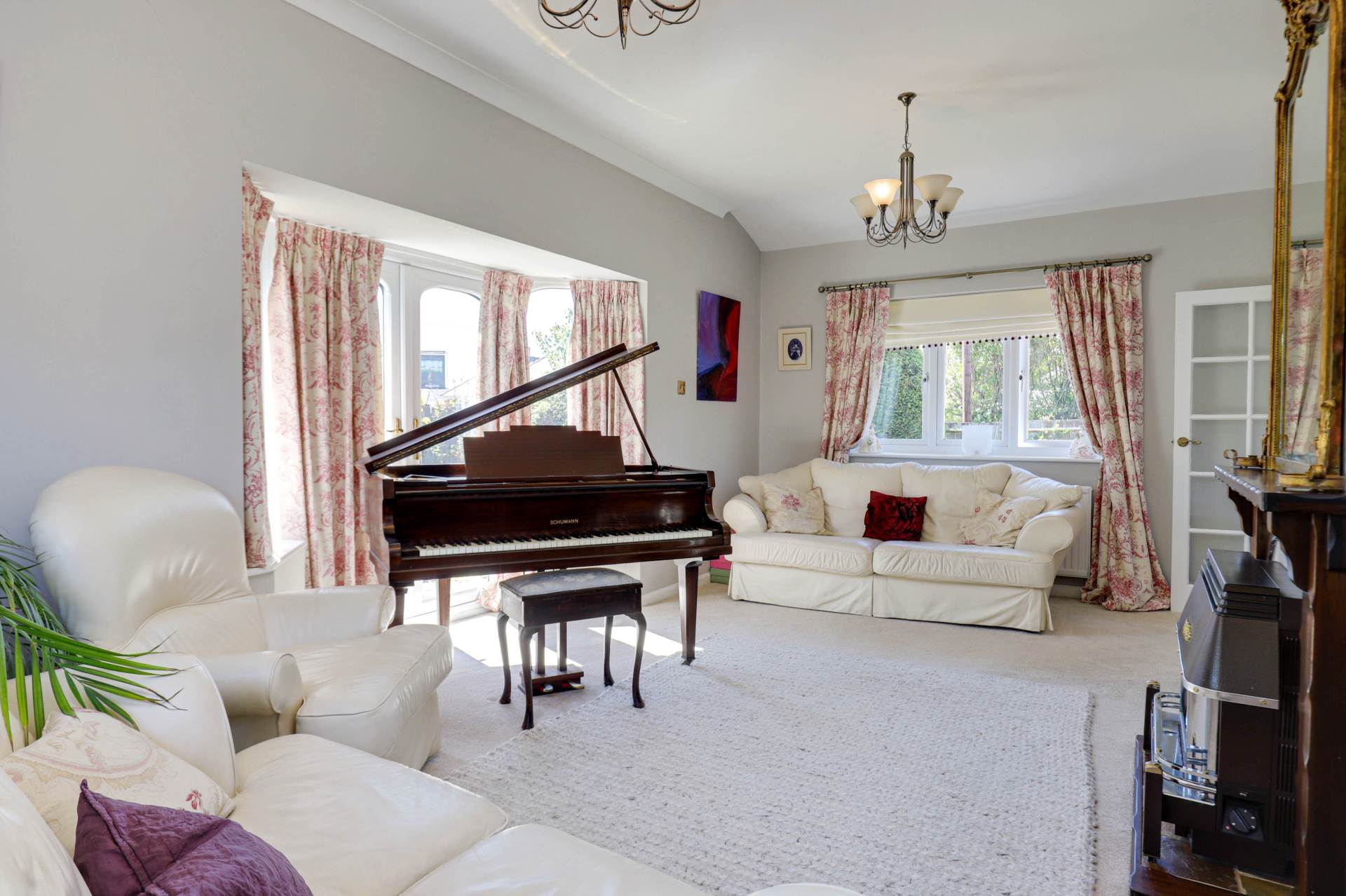 Woodlands Road, Sonning Common, South Oxfordshire, Image 2