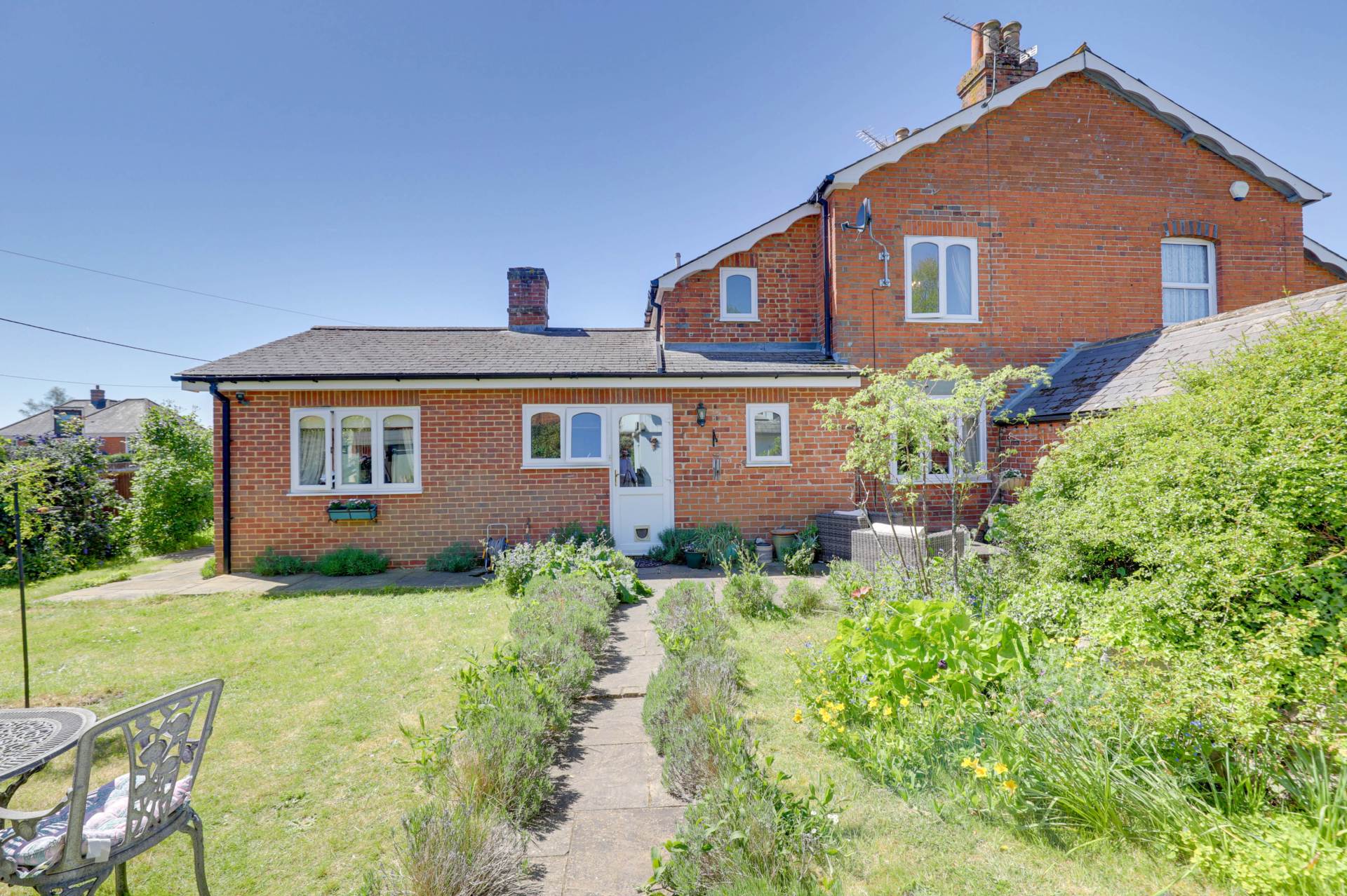 Woodlands Road, Sonning Common, South Oxfordshire, Image 24