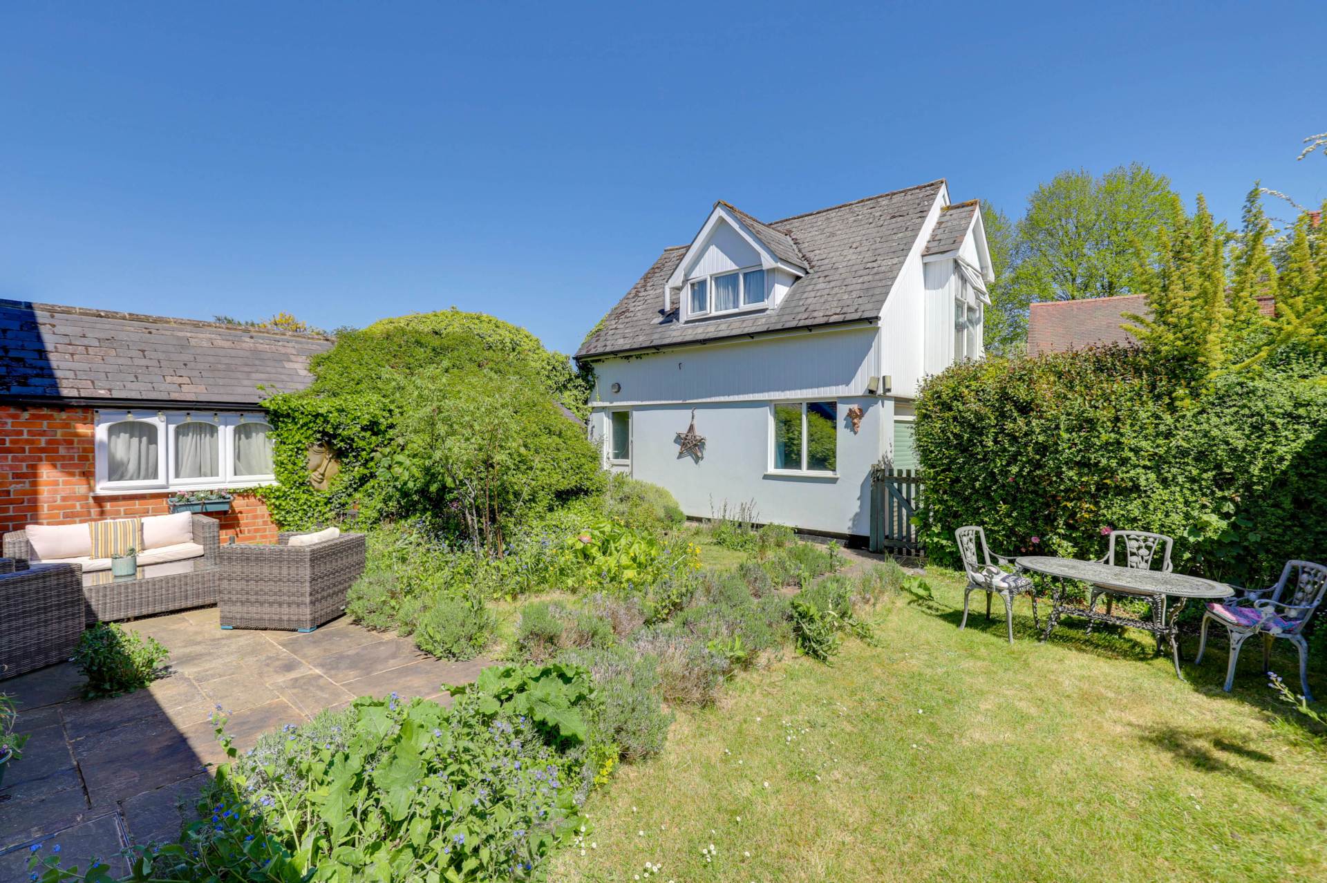 Woodlands Road, Sonning Common, South Oxfordshire, Image 26