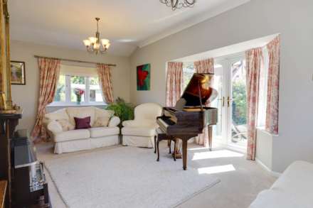 Woodlands Road, Sonning Common, South Oxfordshire, Image 8