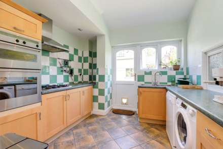 Woodlands Road, Sonning Common, South Oxfordshire, Image 9