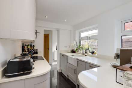 Coldicutt Street, Caversham, Image 3
