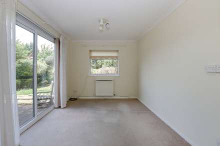 Orchard Avenue, Sonning Common, South Oxfordshire, Image 17