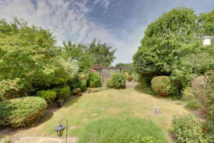 Orchard Avenue, Sonning Common, South Oxfordshire, Image 2