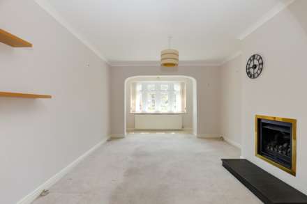 Orchard Avenue, Sonning Common, South Oxfordshire, Image 6