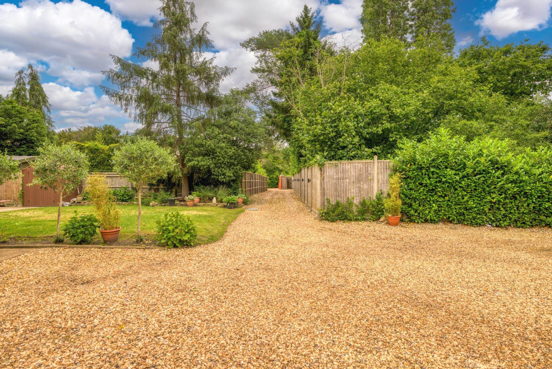 The Hamlet, Gallowstree Common, South Oxfordshire, Image 26