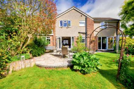 Pond End Road, Sonning Common, South Oxfordshire, Image 1