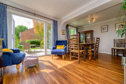 Pond End Road, Sonning Common, South Oxfordshire, Image 3