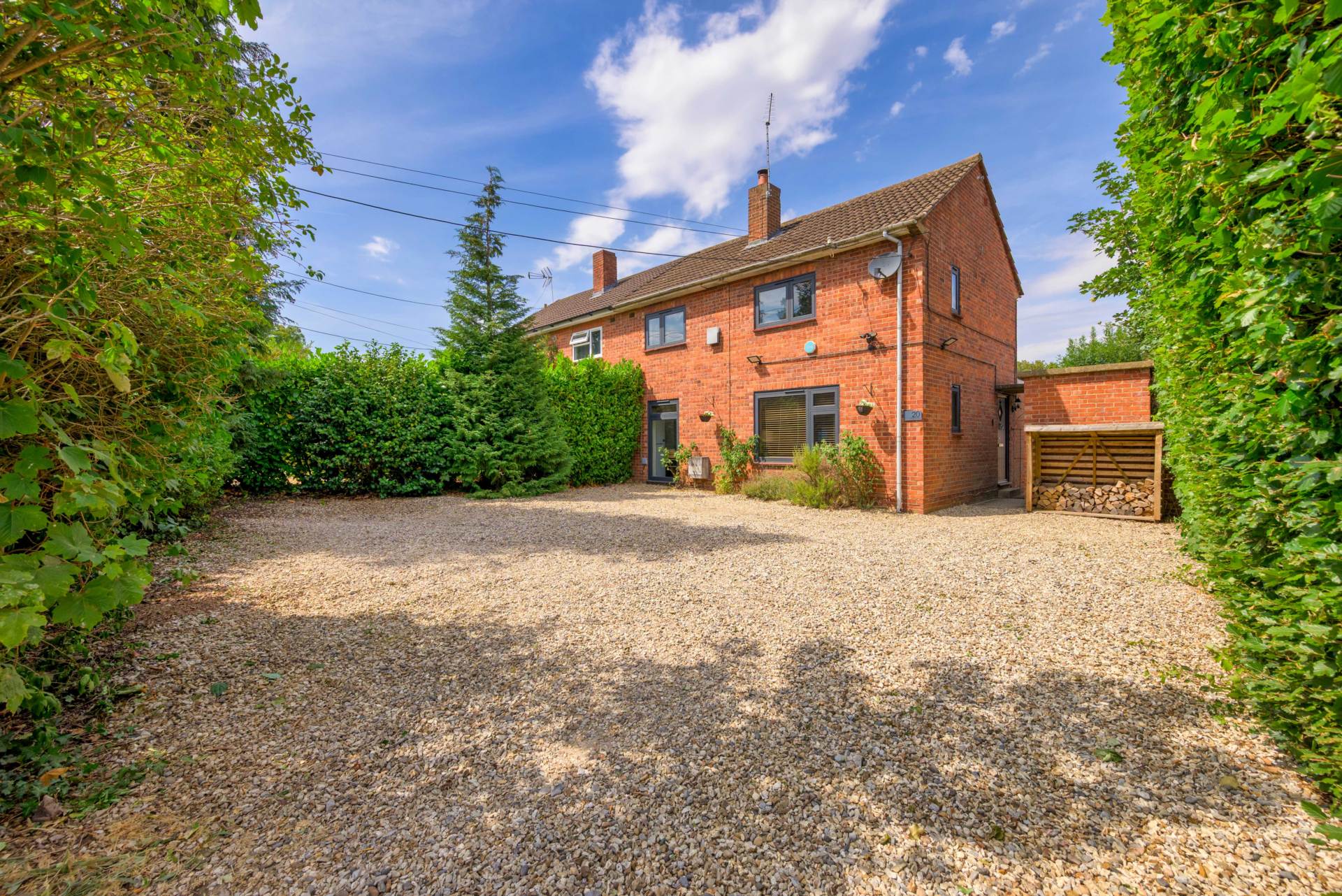 Wood Lane, Sonning Common, South Oxfordshire, Image 1