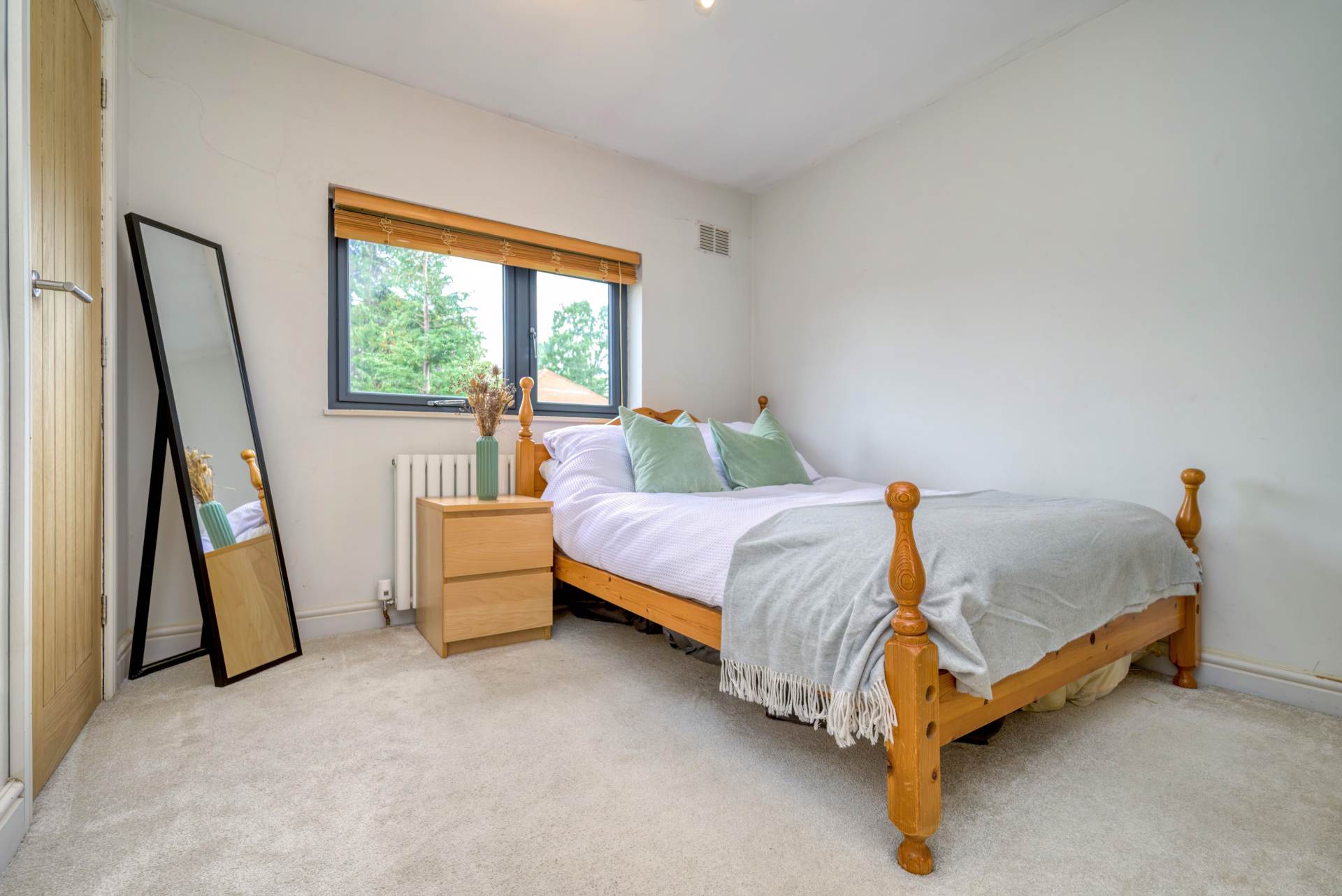 Wood Lane, Sonning Common, South Oxfordshire, Image 15