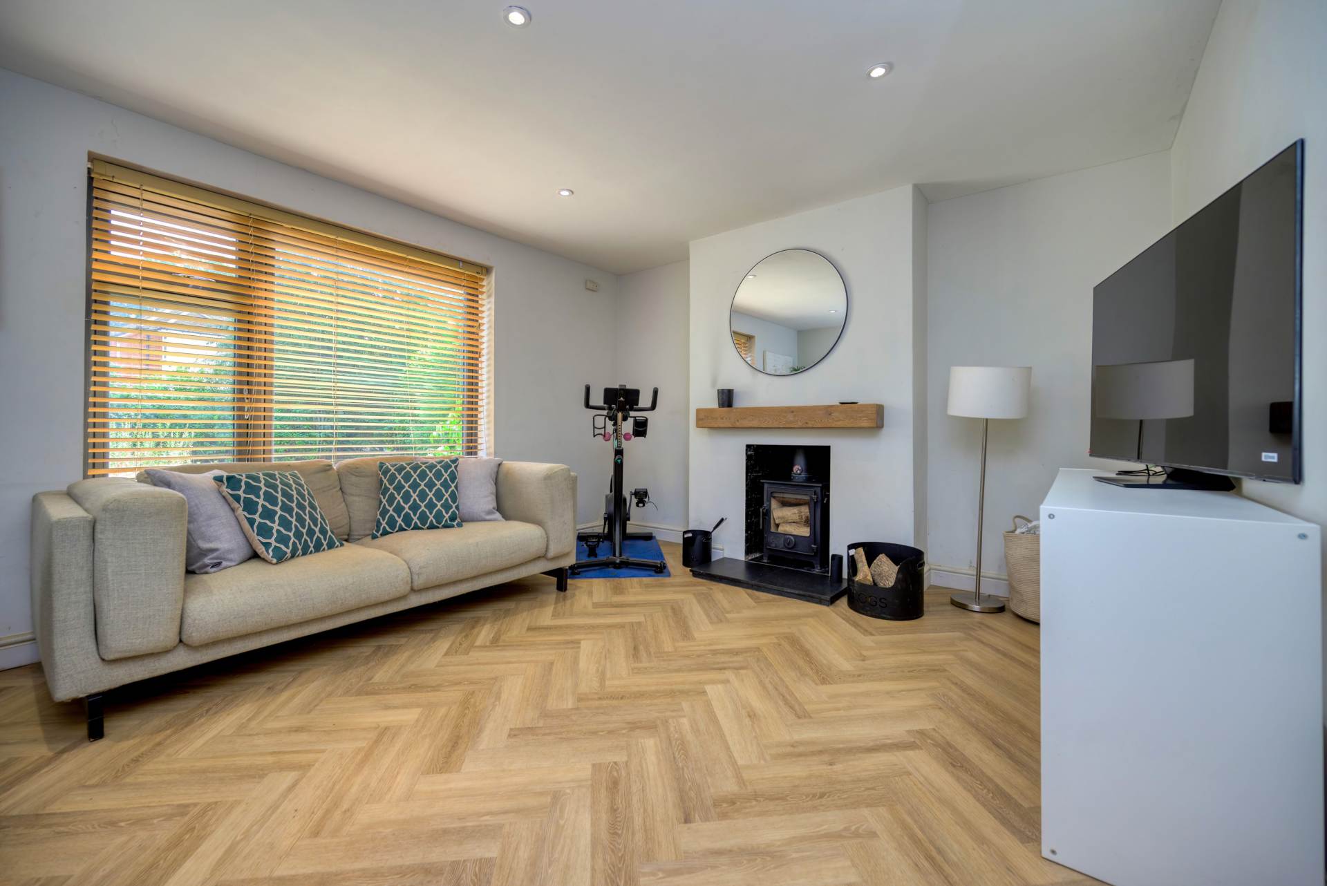 Wood Lane, Sonning Common, South Oxfordshire, Image 3