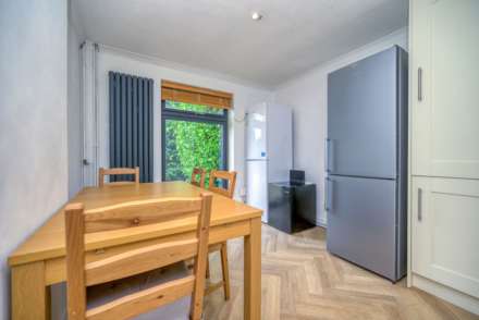 Wood Lane, Sonning Common, South Oxfordshire, Image 12