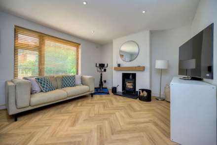 Wood Lane, Sonning Common, South Oxfordshire, Image 3