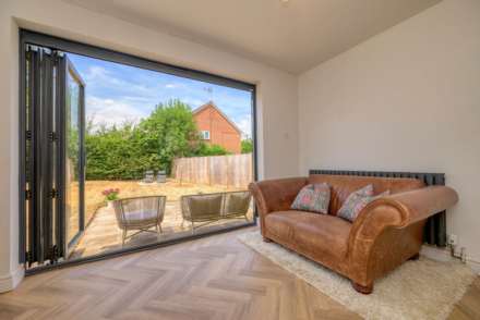 Wood Lane, Sonning Common, South Oxfordshire, Image 9