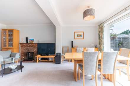 Newlands Avenue, Caversham, Image 15