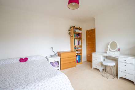 Newlands Avenue, Caversham, Image 24