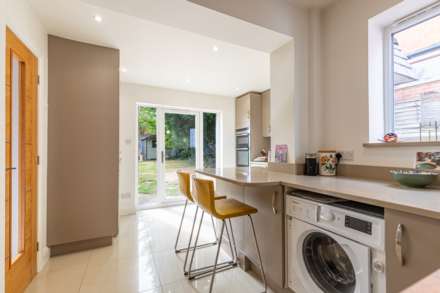 Newlands Avenue, Caversham, Image 5