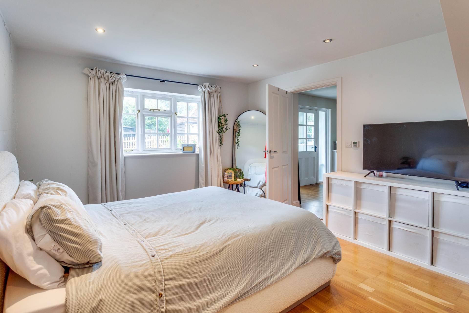 Jay Cottage, Dunsden Green, South Oxfordshire, Image 20