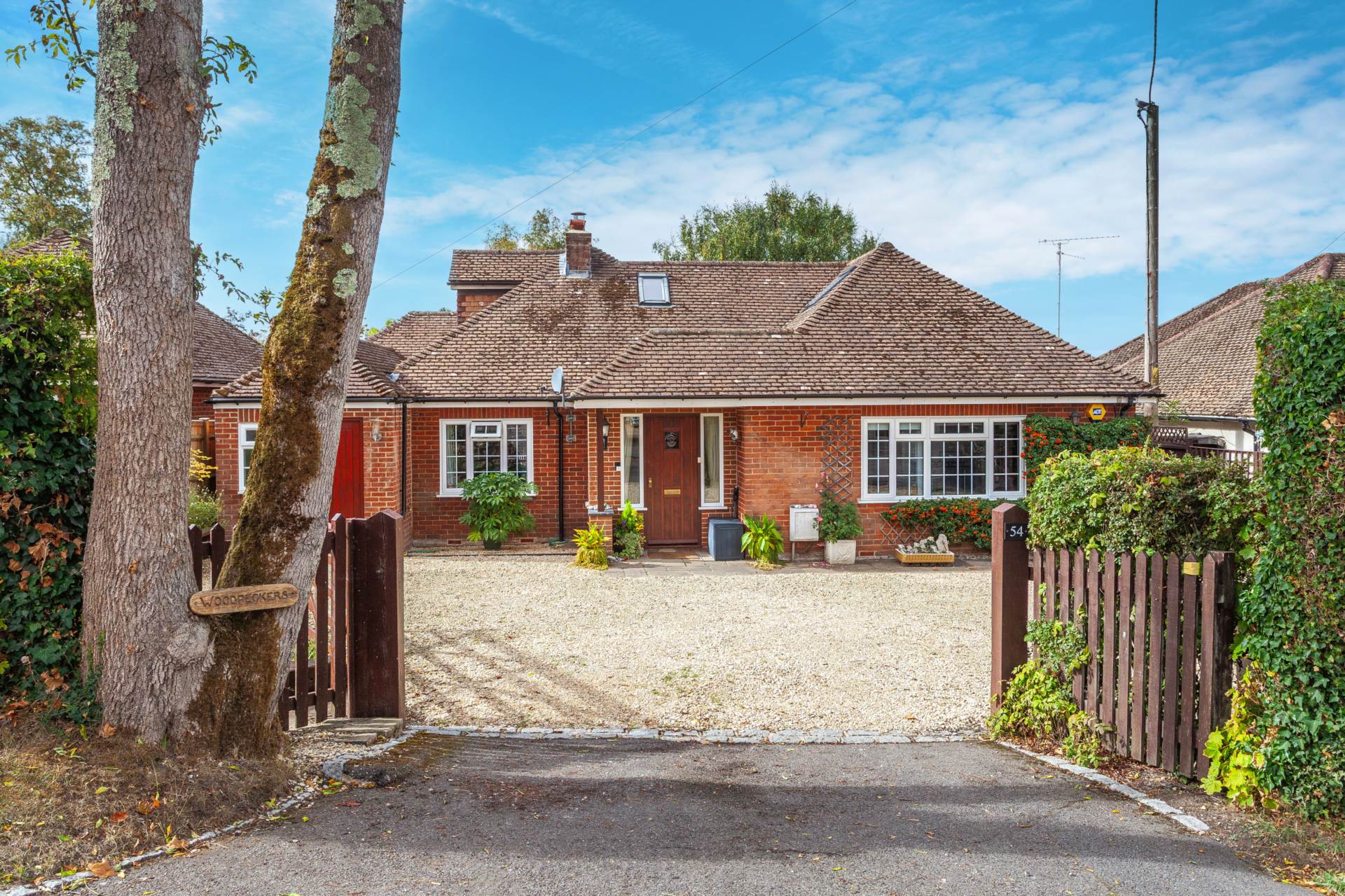 Whitehouse Road, Woodcote, South Oxfordshire, Image 1