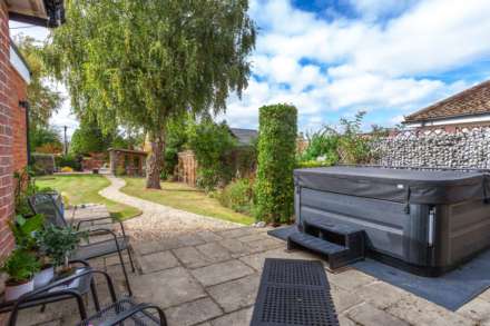 Whitehouse Road, Woodcote, South Oxfordshire, Image 20