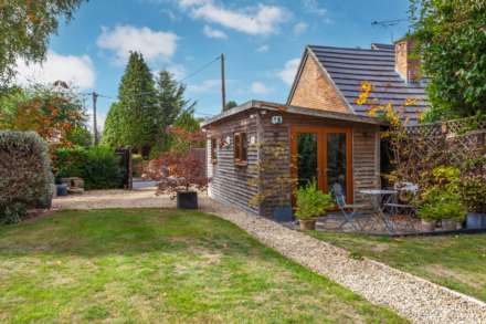 Whitehouse Road, Woodcote, South Oxfordshire, Image 22